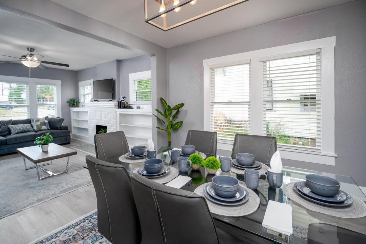 Spacious Home Near Downtown San Antonio Luaran gambar
